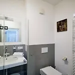 Delange Konukevi 4*