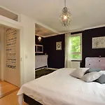 Delange 4*