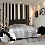 Delange Konukevi 4*