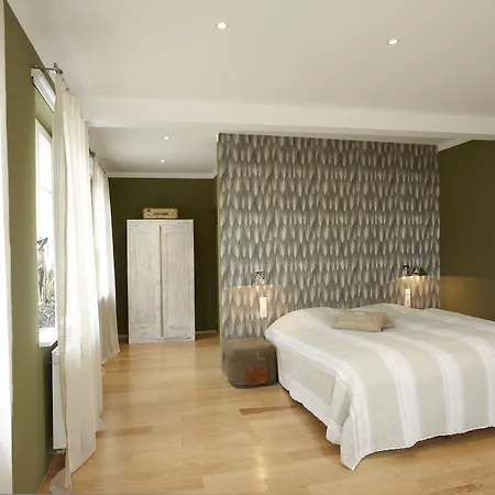 Delange Casa de hóspedes 4*