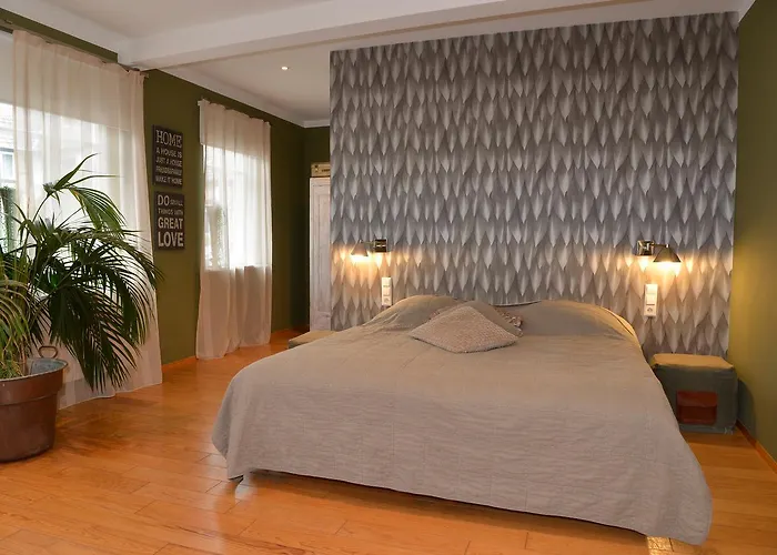 德兰芝别墅酒店